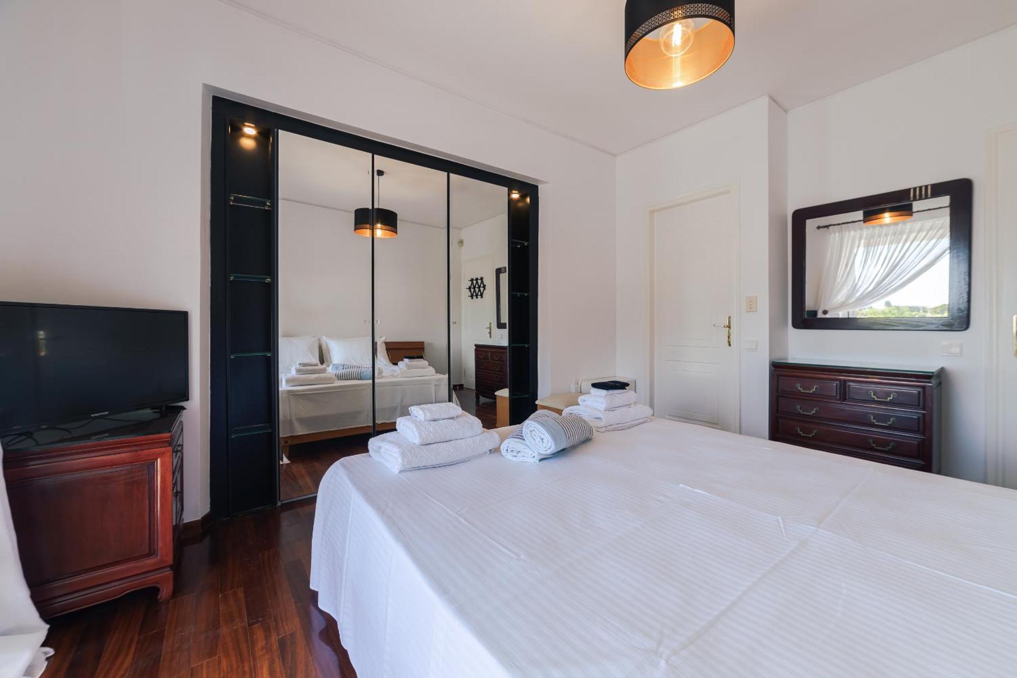 Lagonisi Luxury Escape ภายนอก รูปภาพ